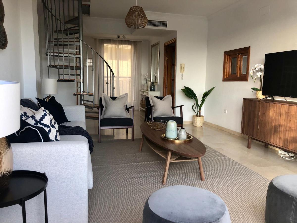 Luxurious Duplex Penthouse With Golf And Sea Views Leilighet Benalmádena Eksteriør bilde